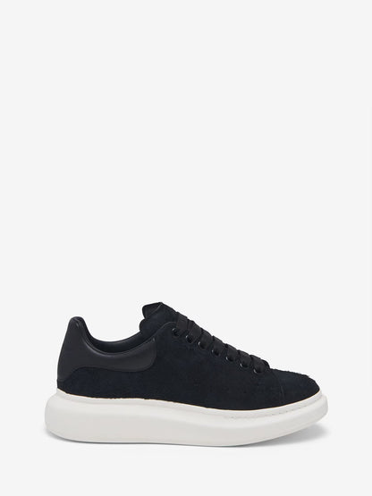 Men's Oversized Sneaker in Black