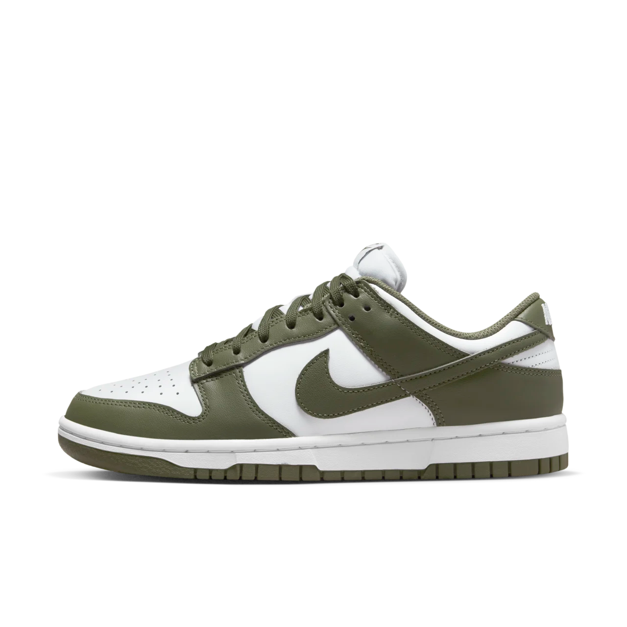 Nike Dunk Low Medium Olive sneaker