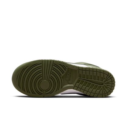 Nike Dunk Low Medium Olive sneaker