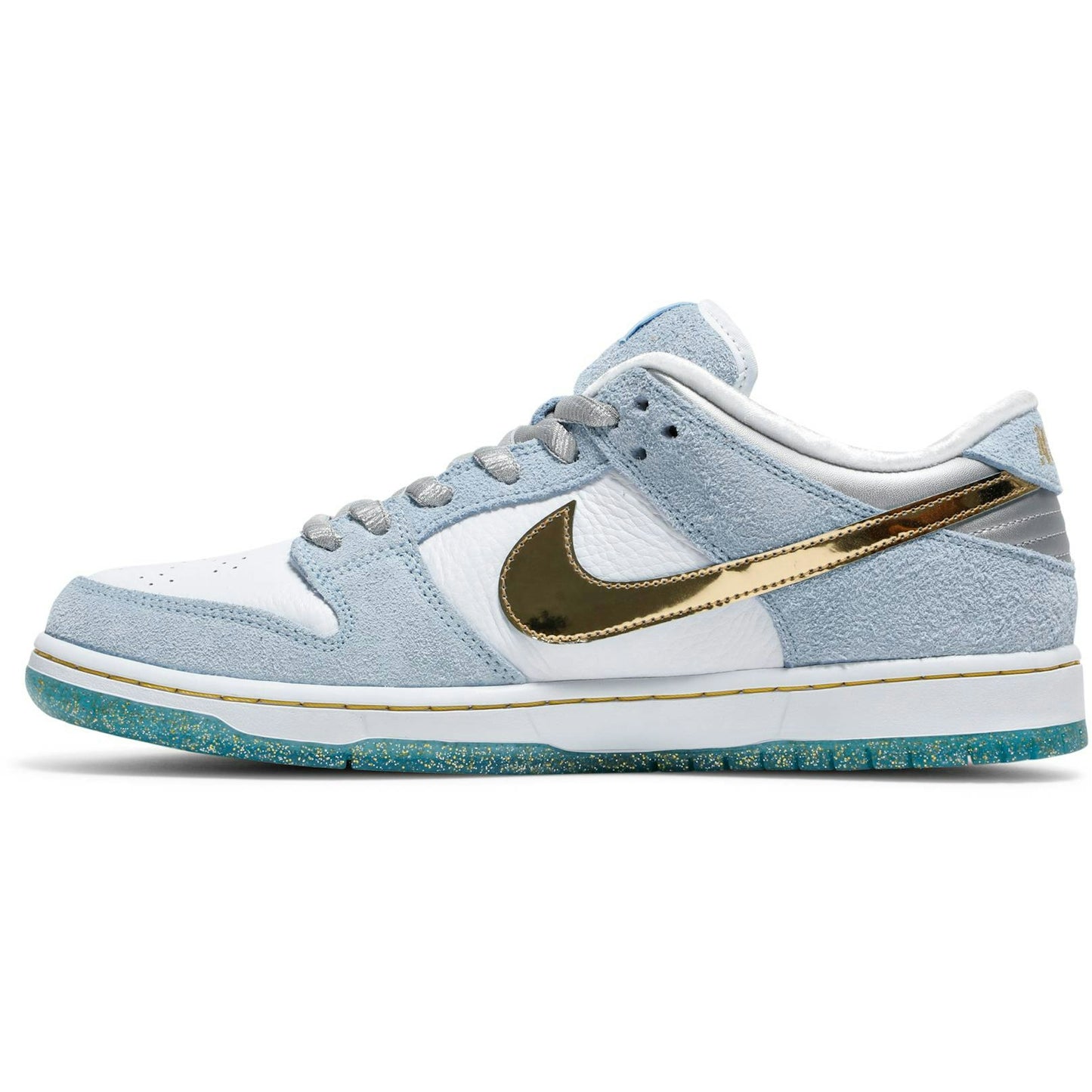 Nike SB Dunk Low ‘Holiday Special’